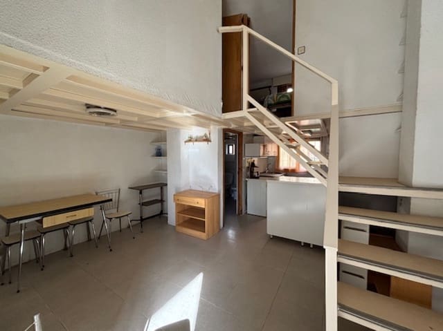 Kaupallinen myytävänä paikassa Aguilar de Campoo - 60 000 € (Ref: 9248029)