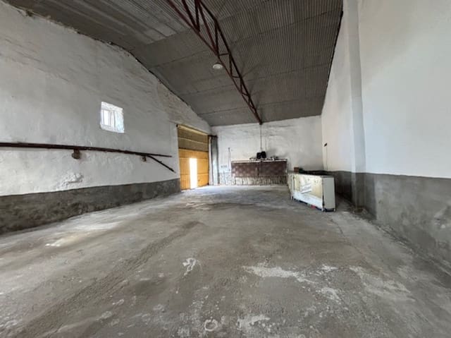 Commercial for sale in Sargentes de la Lora - € 21,000 (Ref: 9269243)