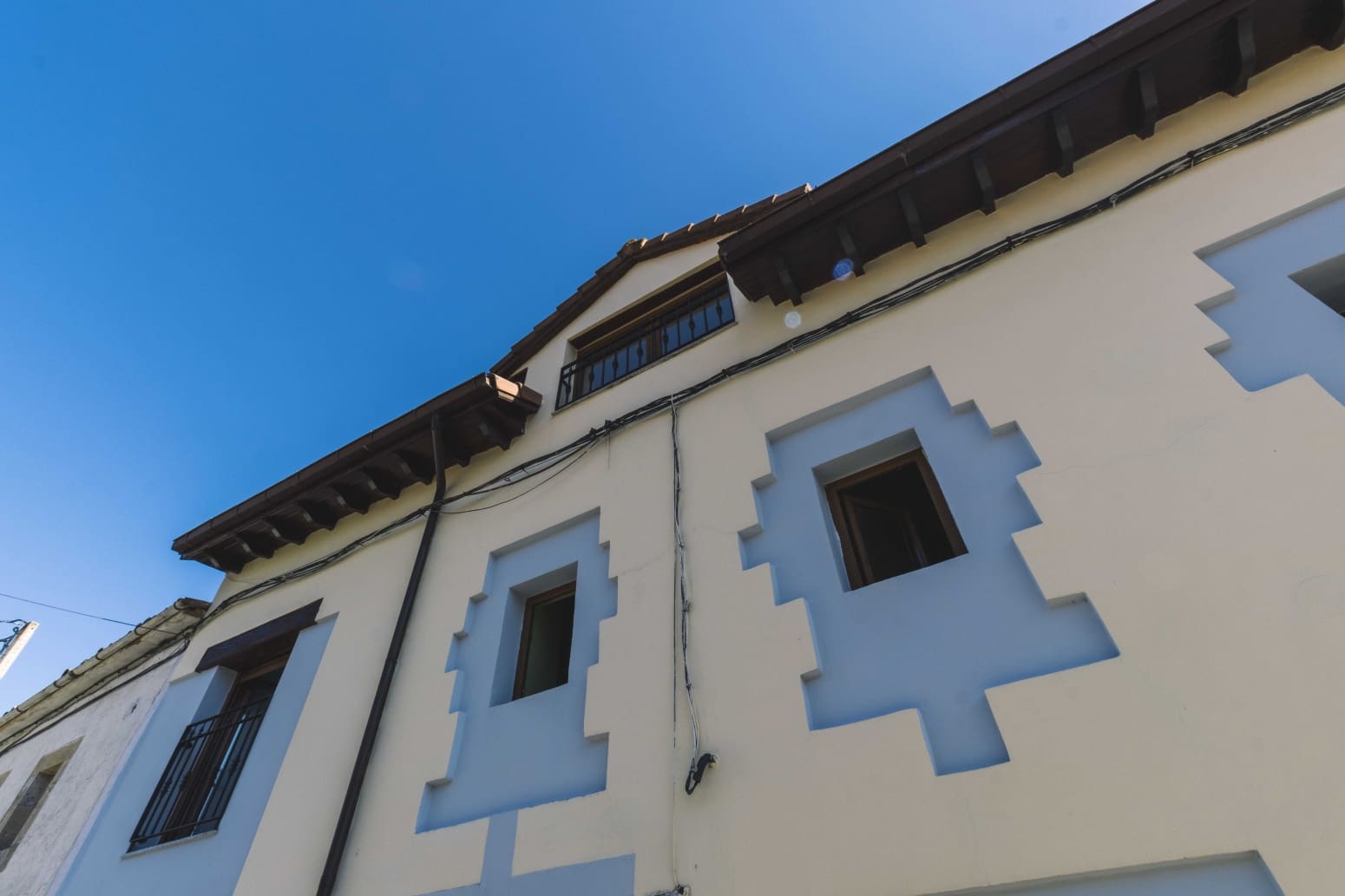 4 bedroom Villa for sale in Basconcillos del Tozo - € 135,000 (Ref: 9326098)