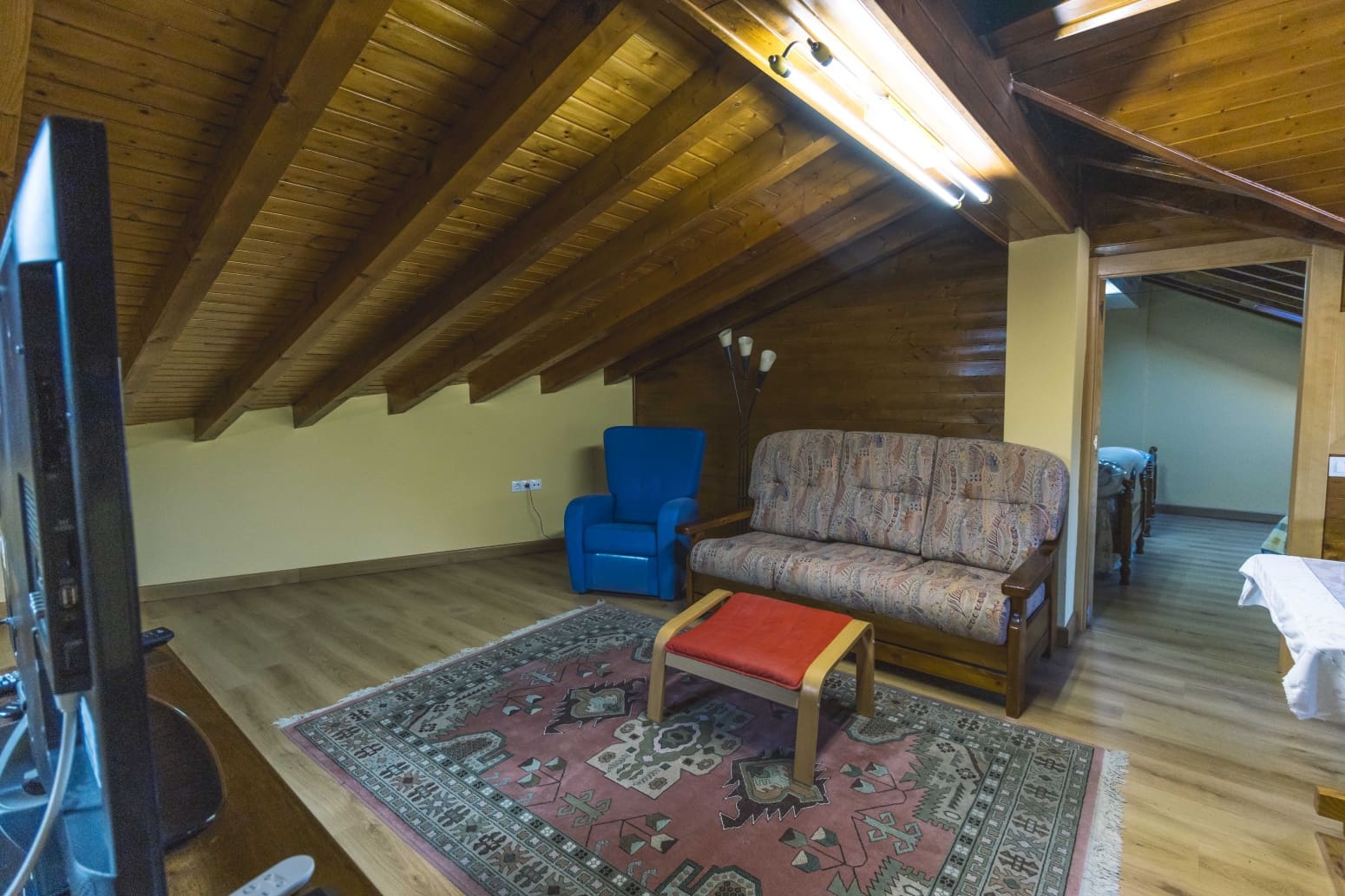 4 bedroom Villa for sale in Basconcillos del Tozo - € 135,000 (Ref: 9326098)