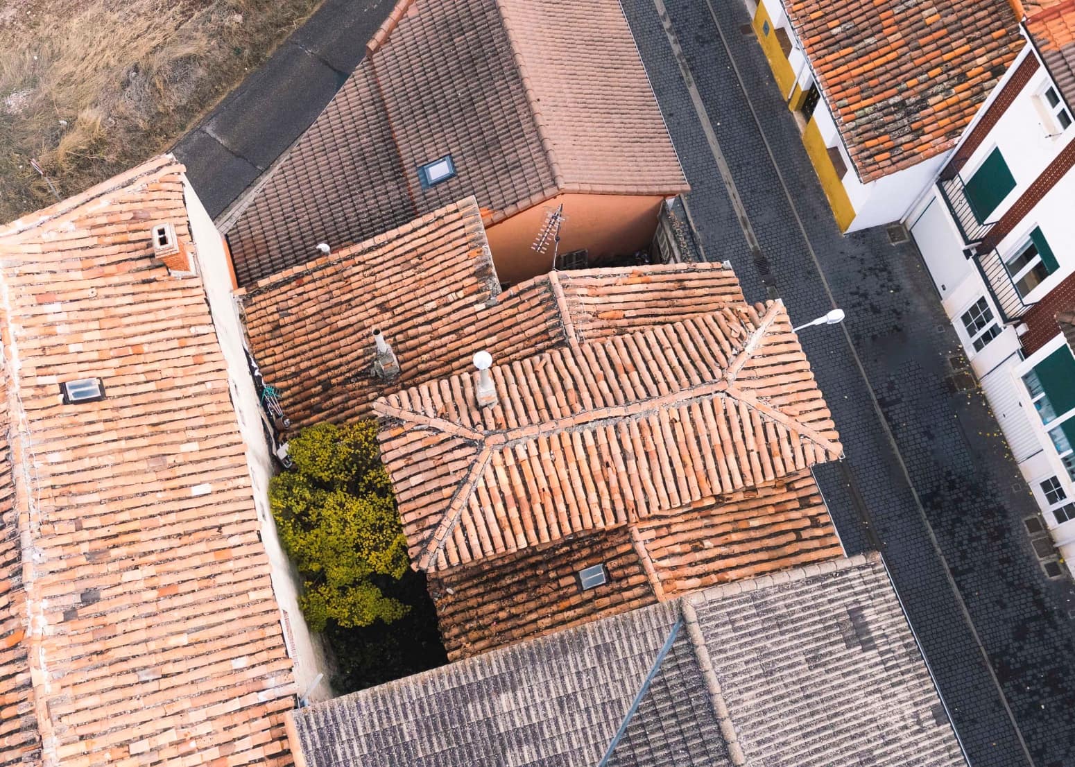 Villa for sale in Aguilar de Campoo - € 60,000 (Ref: 9342029)