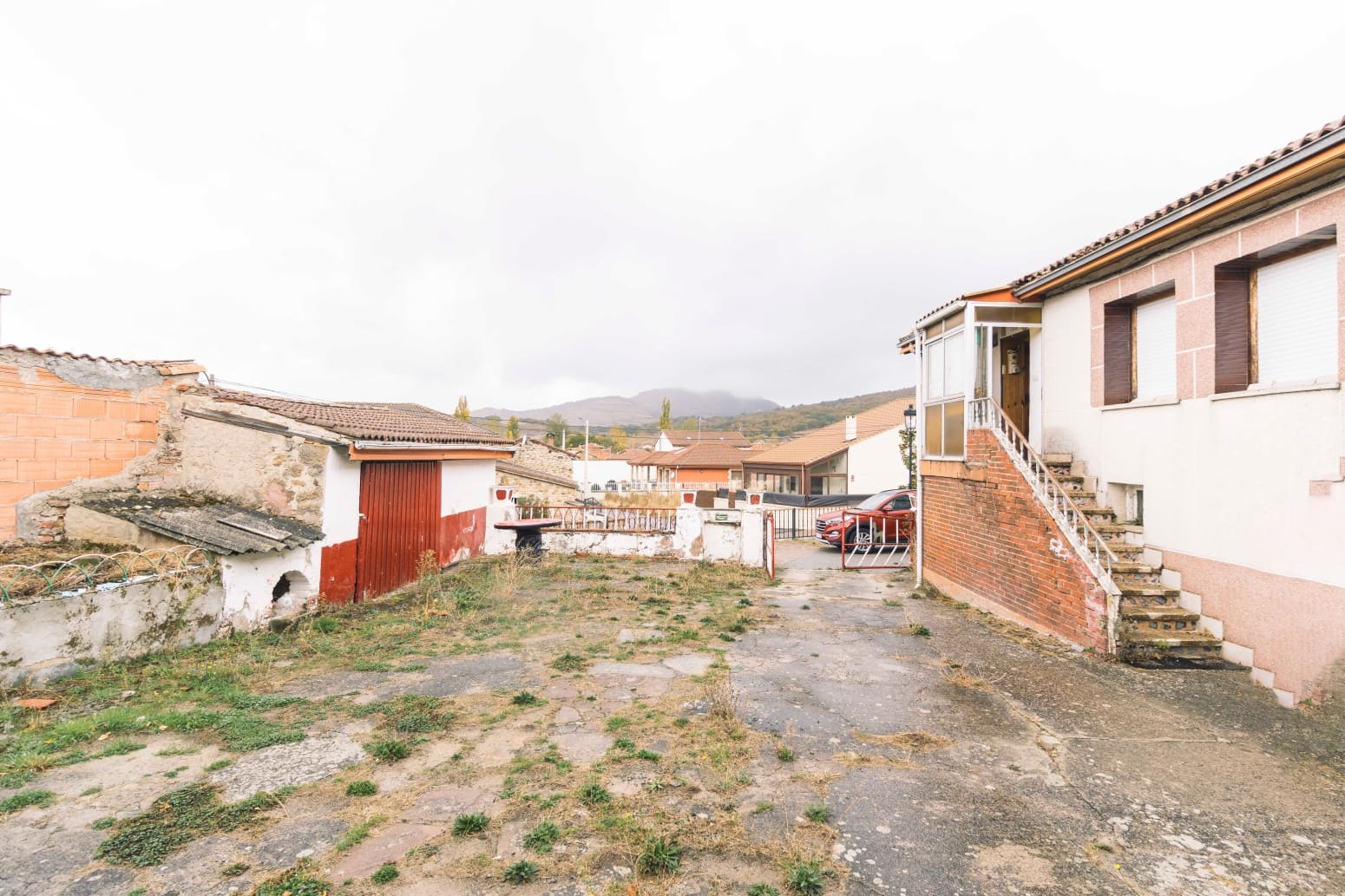 7 makuuhuone Huvila myytävänä paikassa Barruelo de Santullan mukana 
autotalli - 90 000 € (Ref: 9342031)