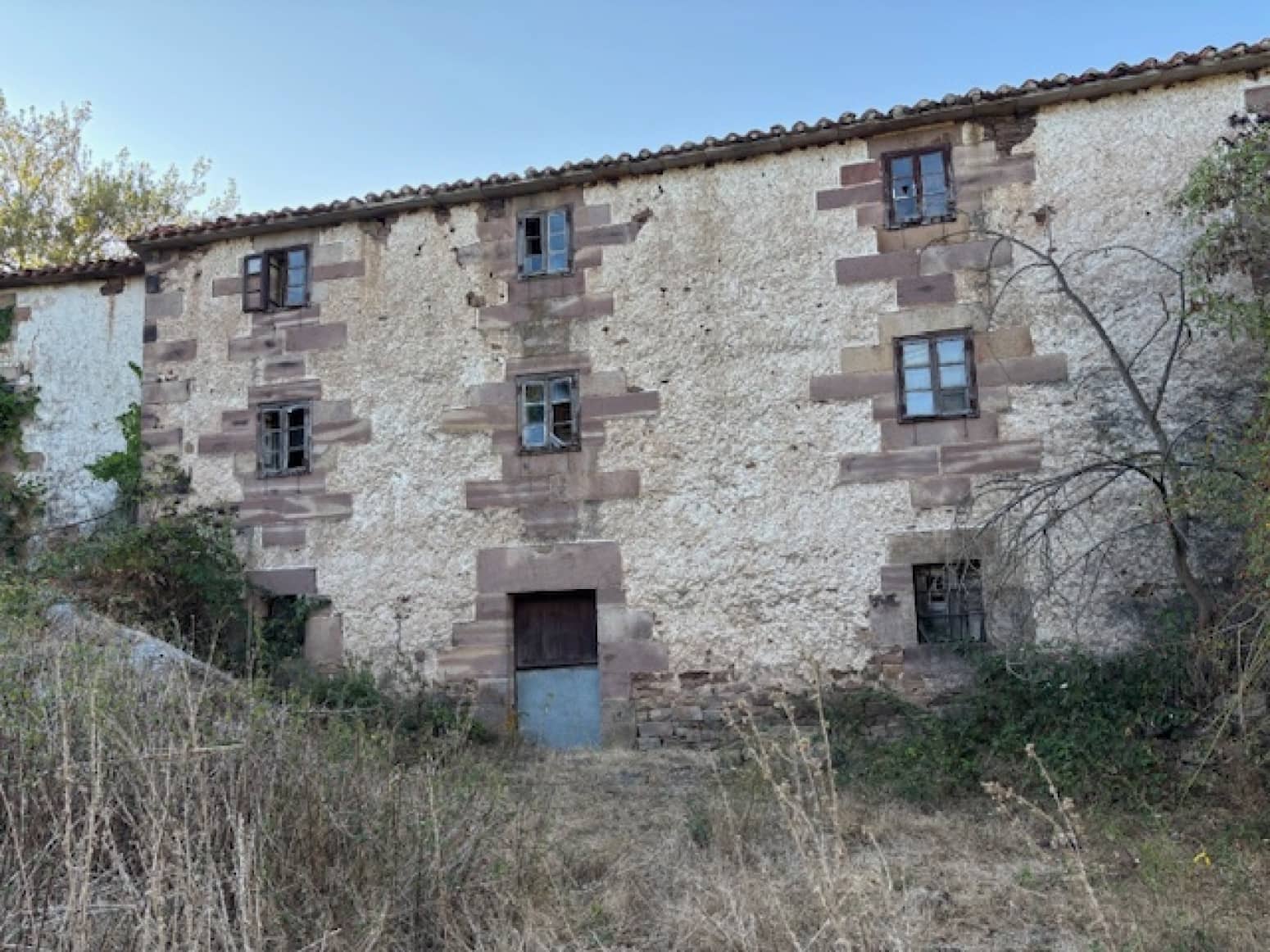 Villa til salgs i Valdeolea - € 12 000 (Ref: 9342033)