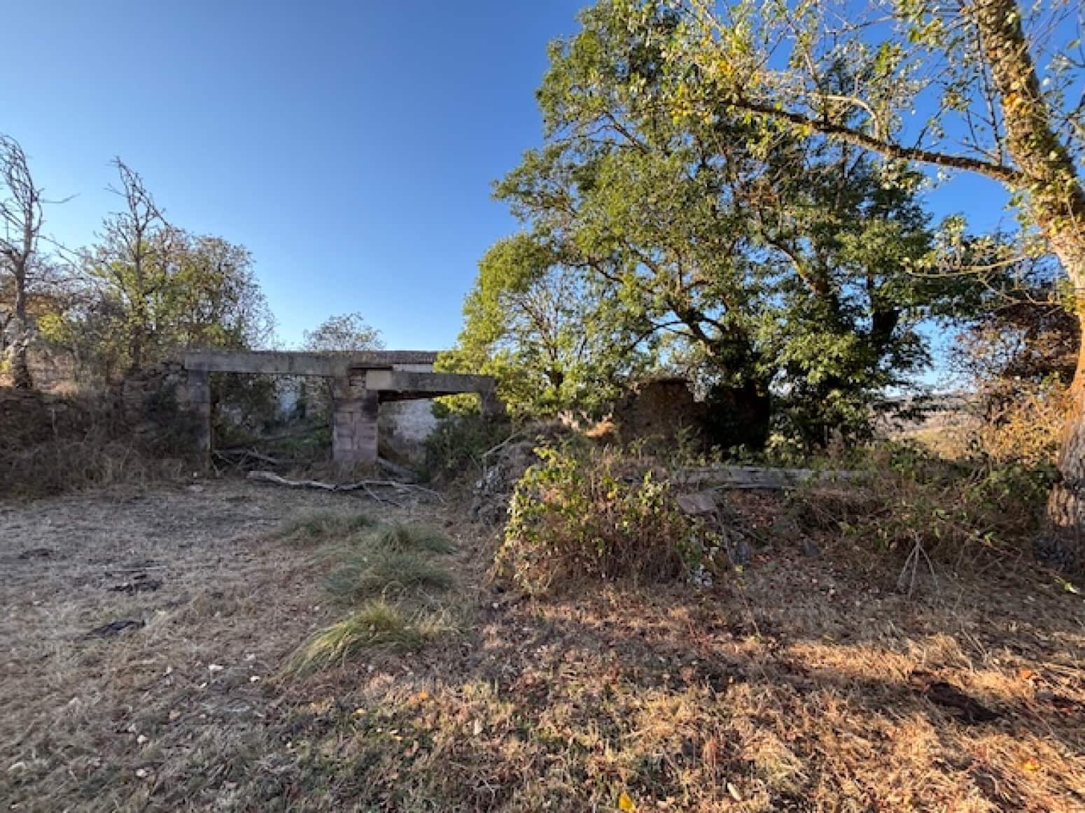 Villa til salgs i Valdeolea - € 12 000 (Ref: 9342033)