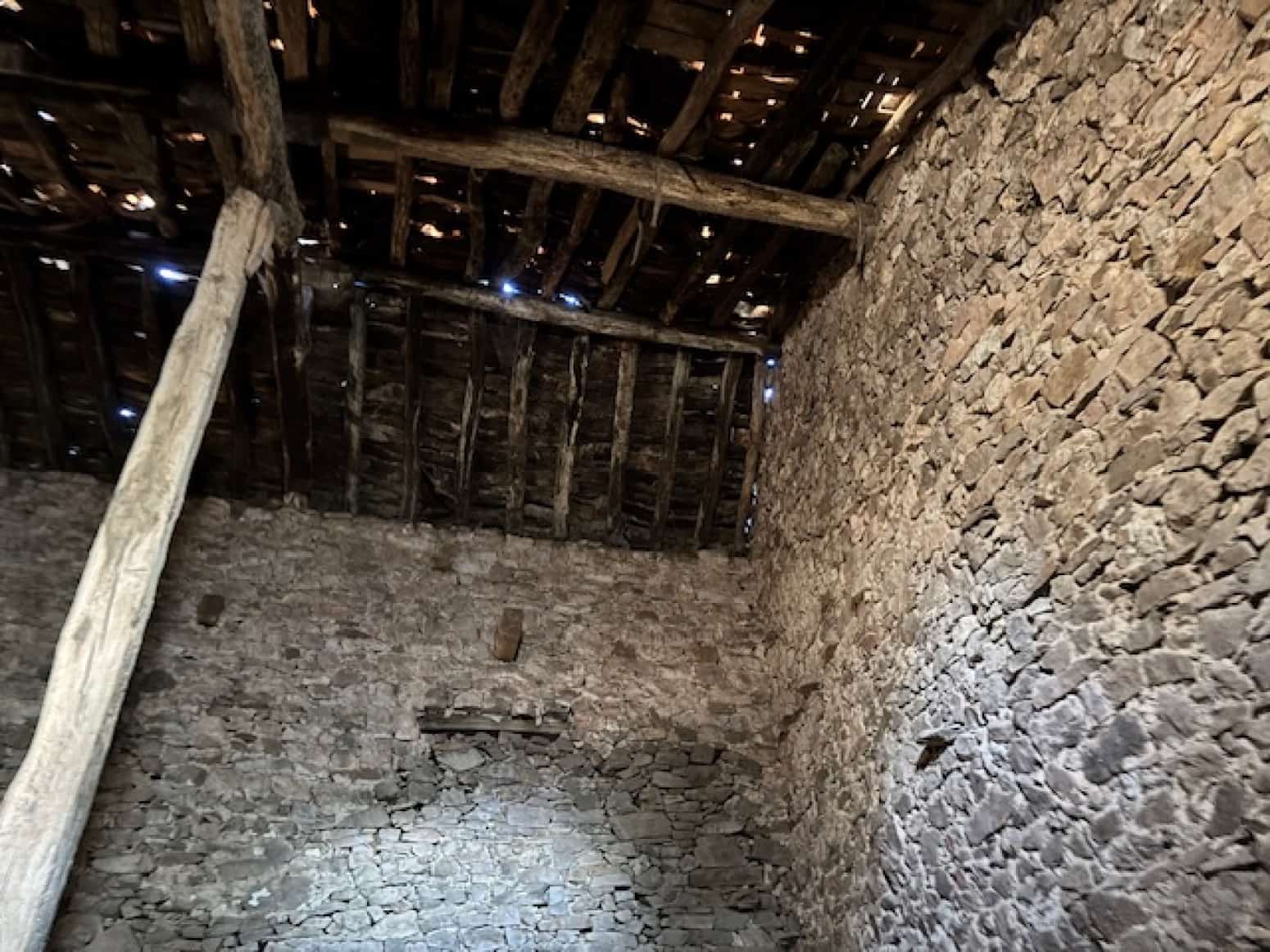 4 chambre Villa/Maison à vendre à Valdeolea - 30 000 € (Ref: 9342034)