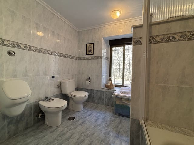 5 soveværelse Villa til salg i Pomar de Valdivia - € 160.000 (Ref: 9342035)