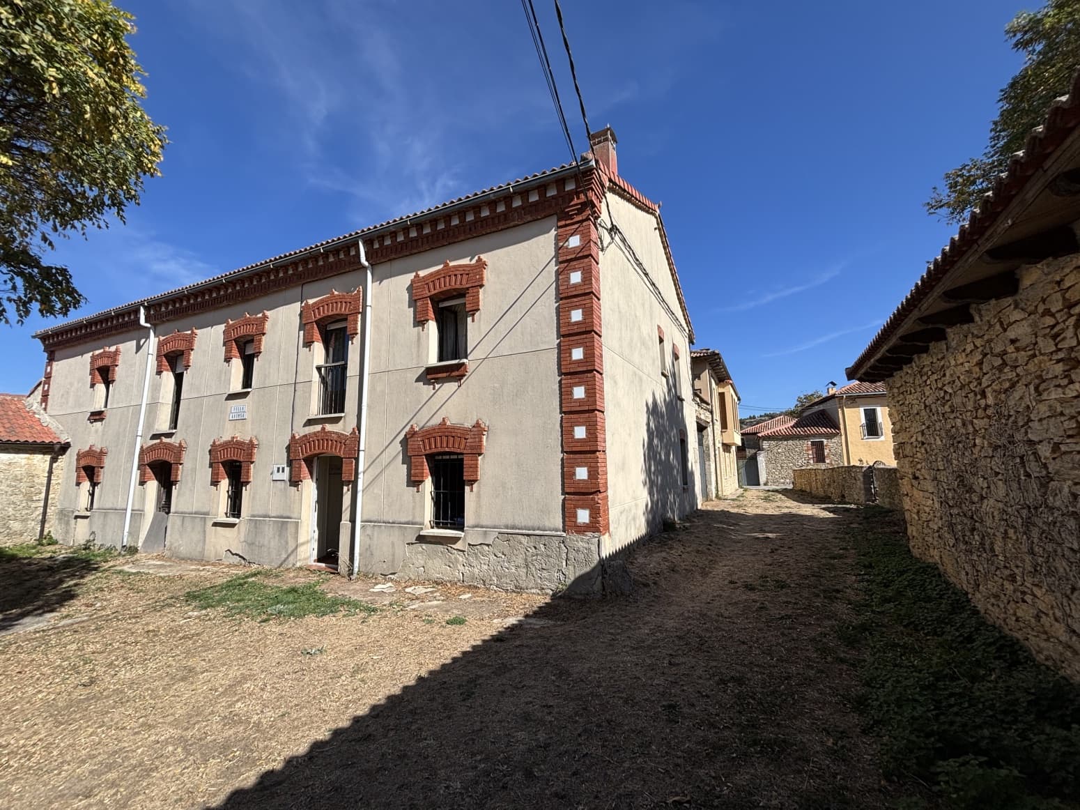 5 soveværelse Villa til salg i Pomar de Valdivia - € 160.000 (Ref: 9342035)