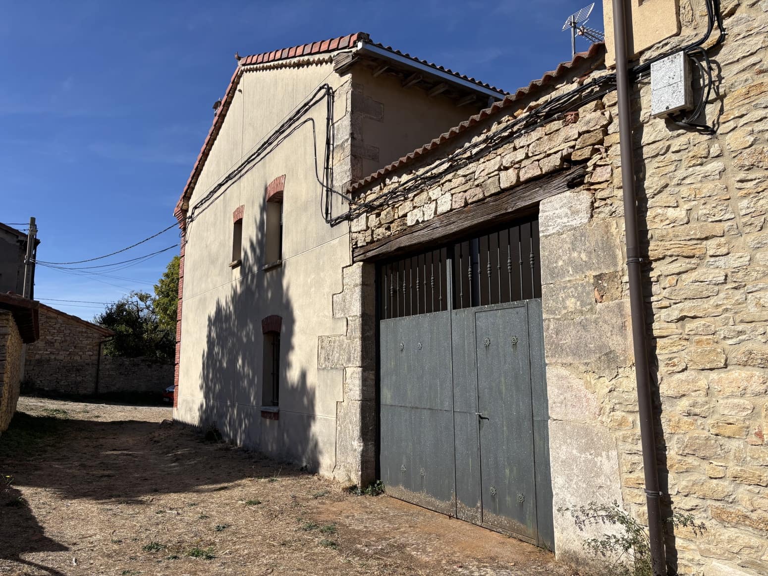 5 soveværelse Villa til salg i Pomar de Valdivia - € 160.000 (Ref: 9342035)