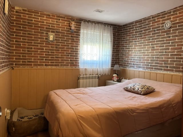 3 chambre Villa/Maison à vendre à Brañosera - 89 000 € (Ref: 9342036)