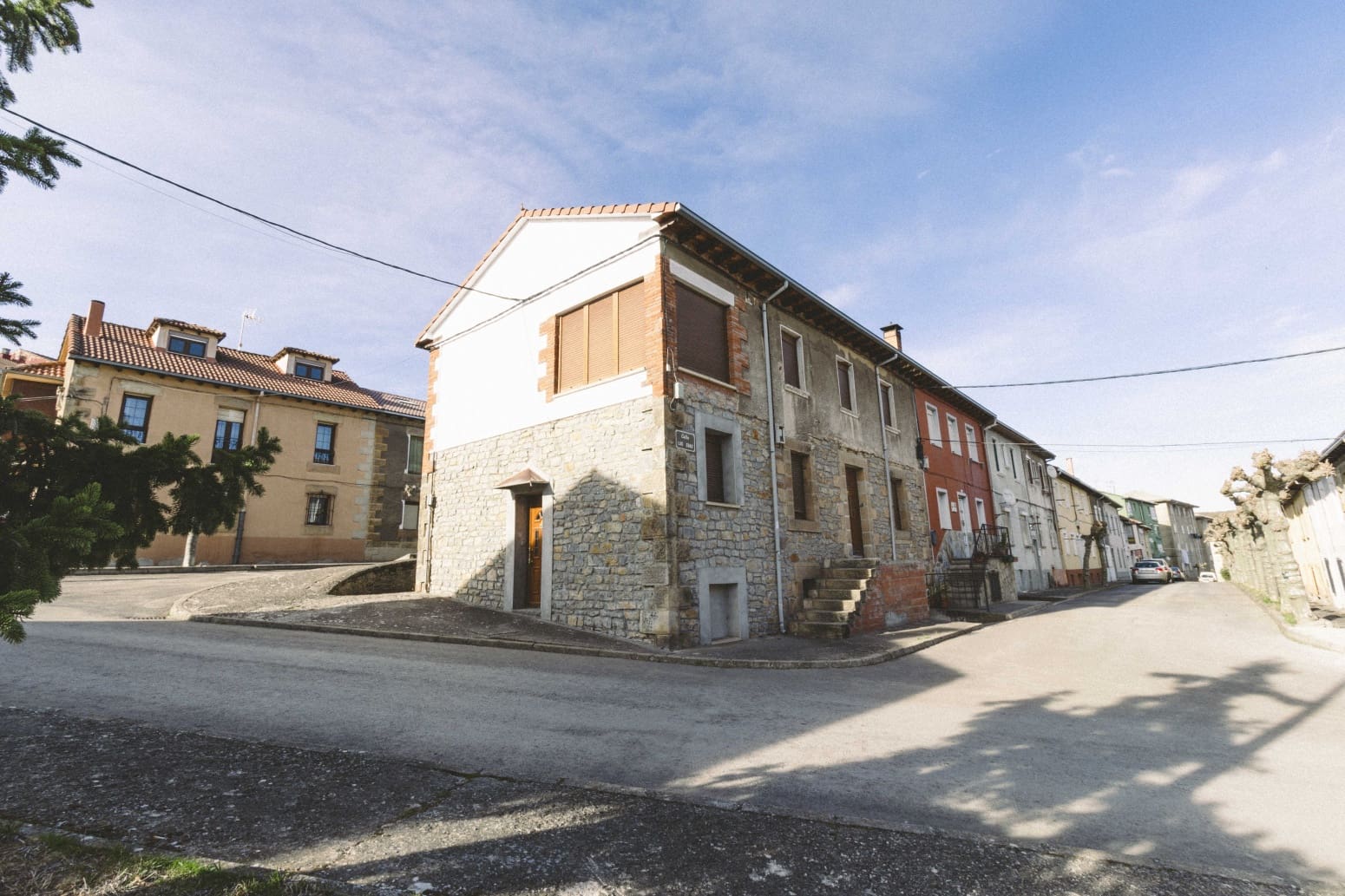 3 chambre Villa/Maison à vendre à Valdeolea avec garage - 90 000 € (Ref: 9356706)