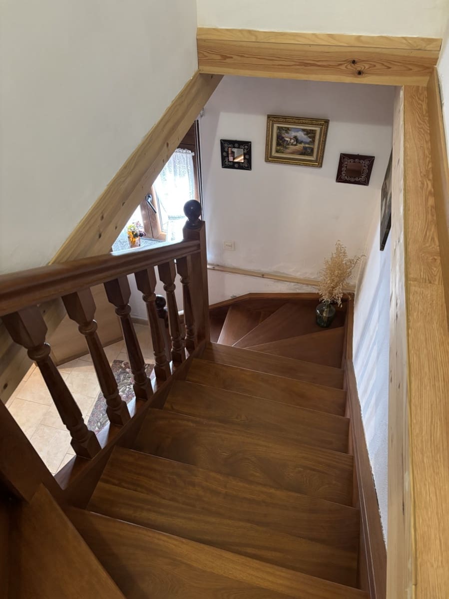 4 soveværelse Villa til salg i Barruelo de Santullan - € 105.000 (Ref: 9371865)