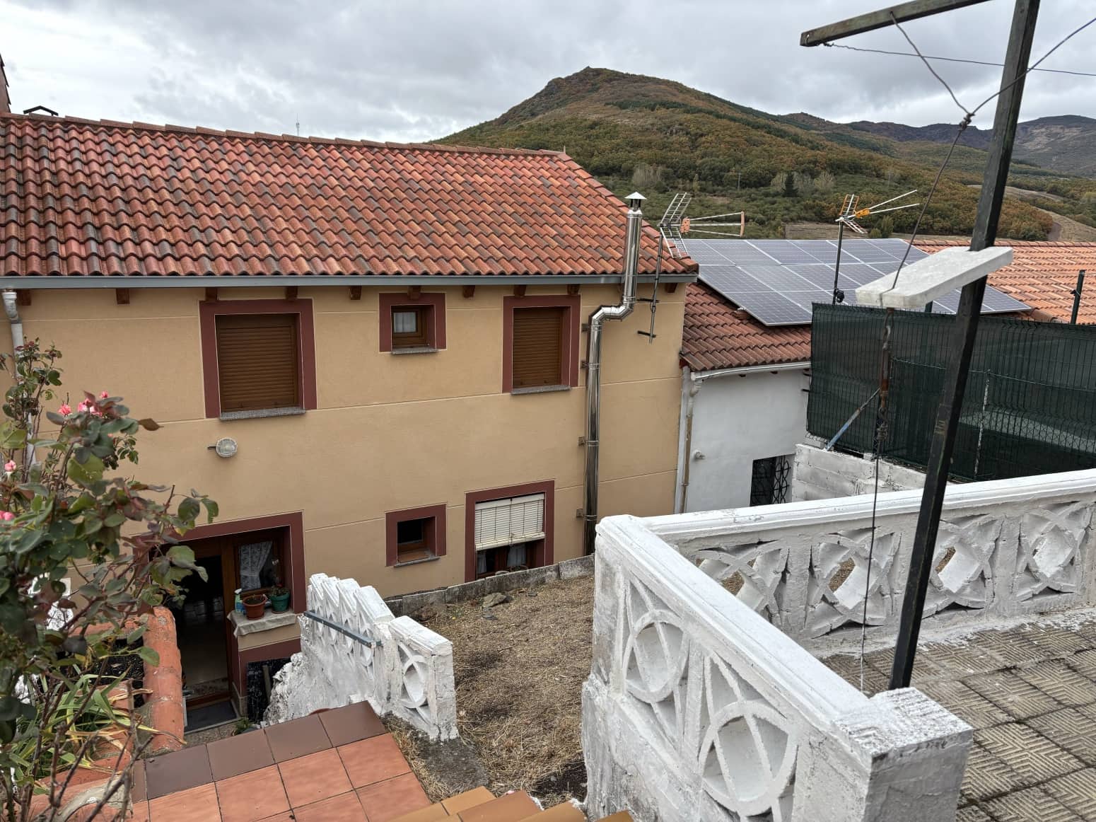 4 soveværelse Villa til salg i Barruelo de Santullan - € 105.000 (Ref: 9371865)