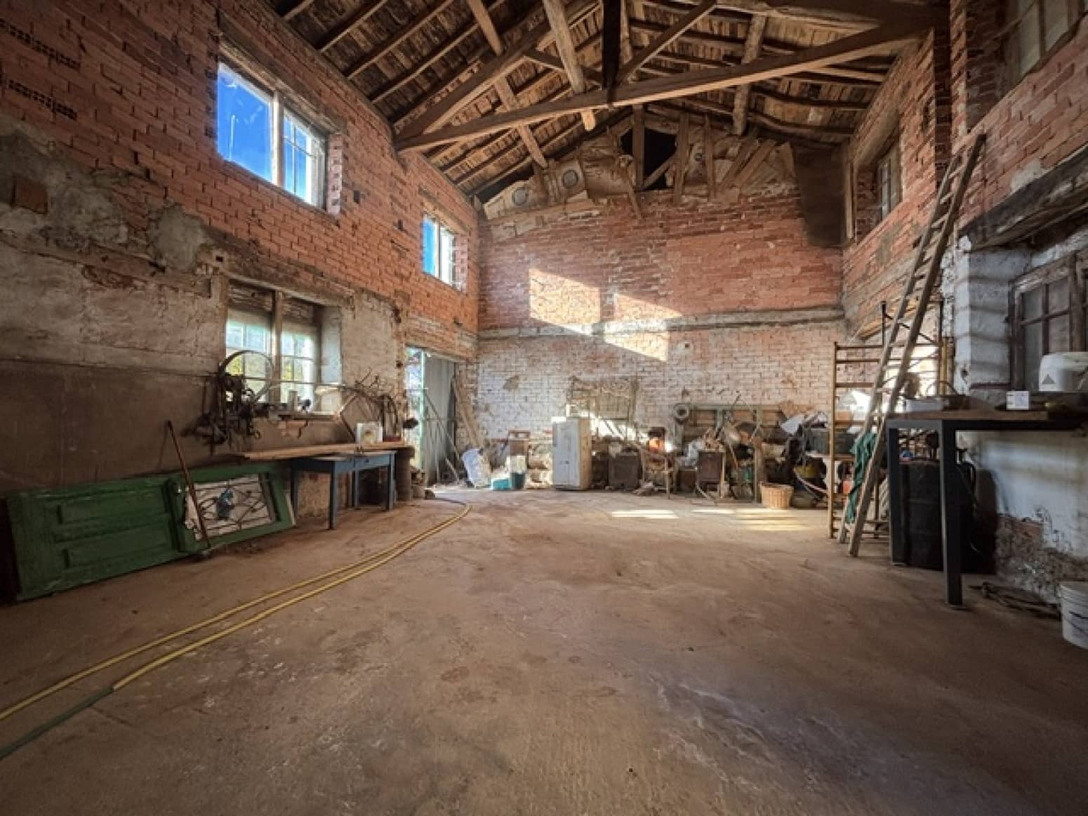 5 soverom Villa til salgs i Payo de Ojeda med garasje - € 52 000 (Ref: 9393267)