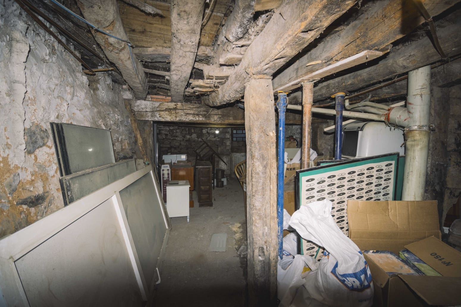 3 soverom Villa til salgs i Aguilar de Campoo - € 58 000 (Ref: 9398247)