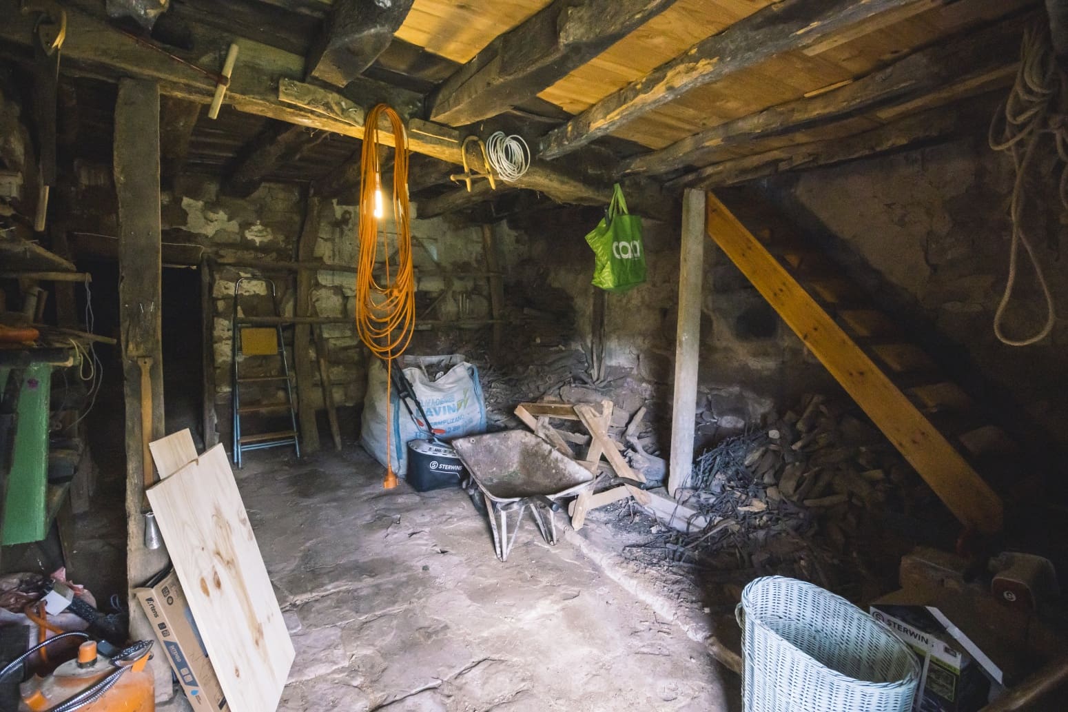 3 camera da letto Villa da affittare in Valdeprado del Rio - 500 € (Rif: 9400546)