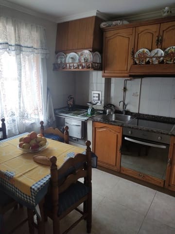 3 soveværelse Villa til salg i Torrelavega - € 200.000 (Ref: 9413769)