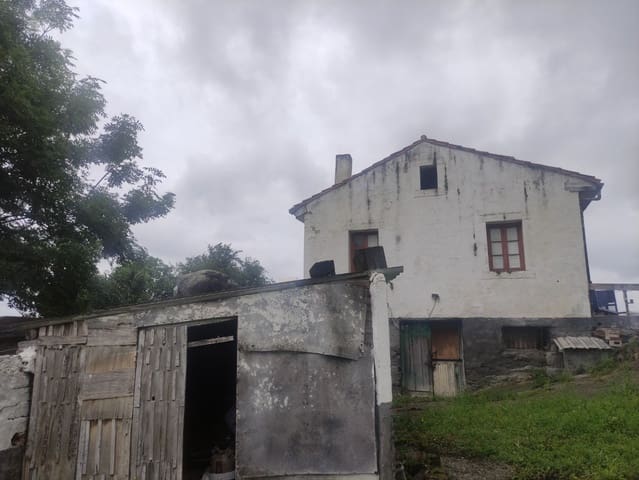 3 soveværelse Villa til salg i Torrelavega - € 200.000 (Ref: 9413769)