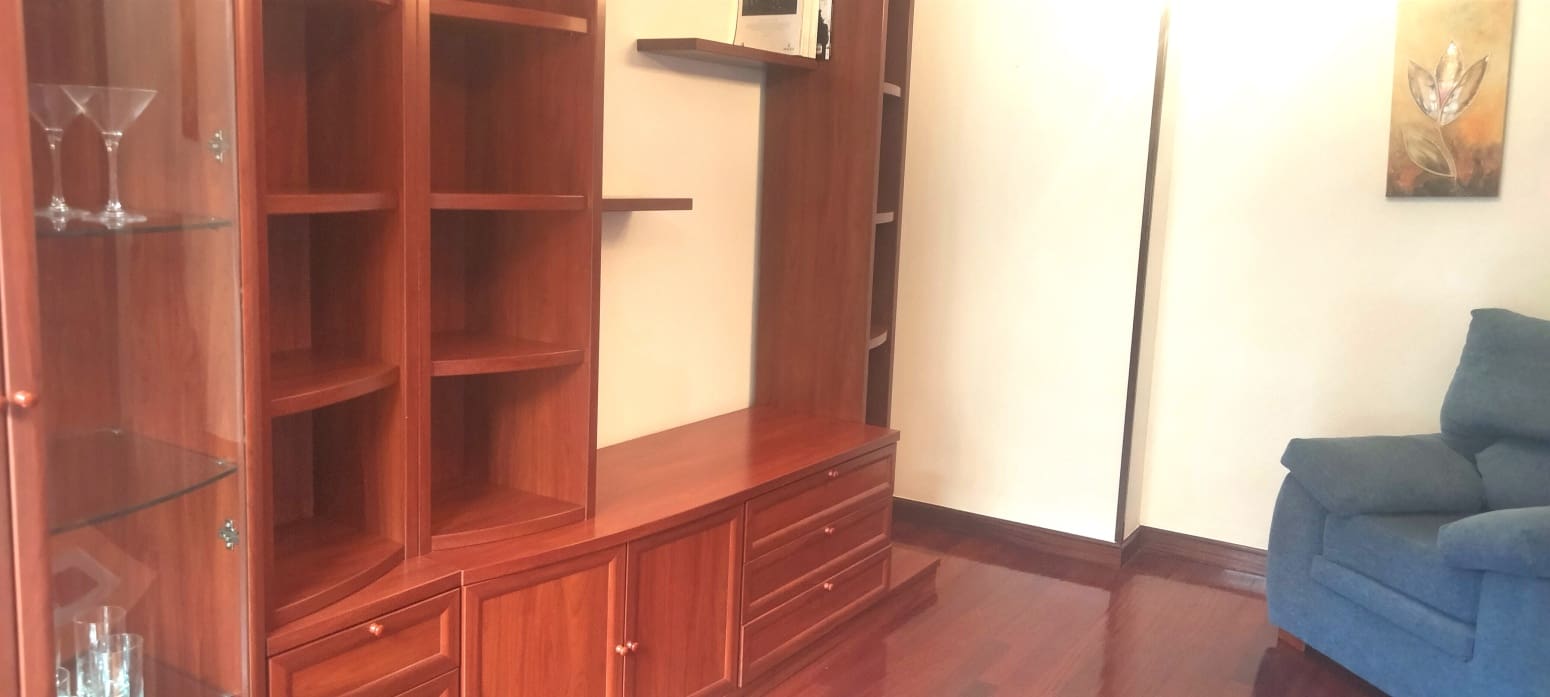 2 bedroom Flat for rent in Torrelavega - € 790 (Ref: 9413774)