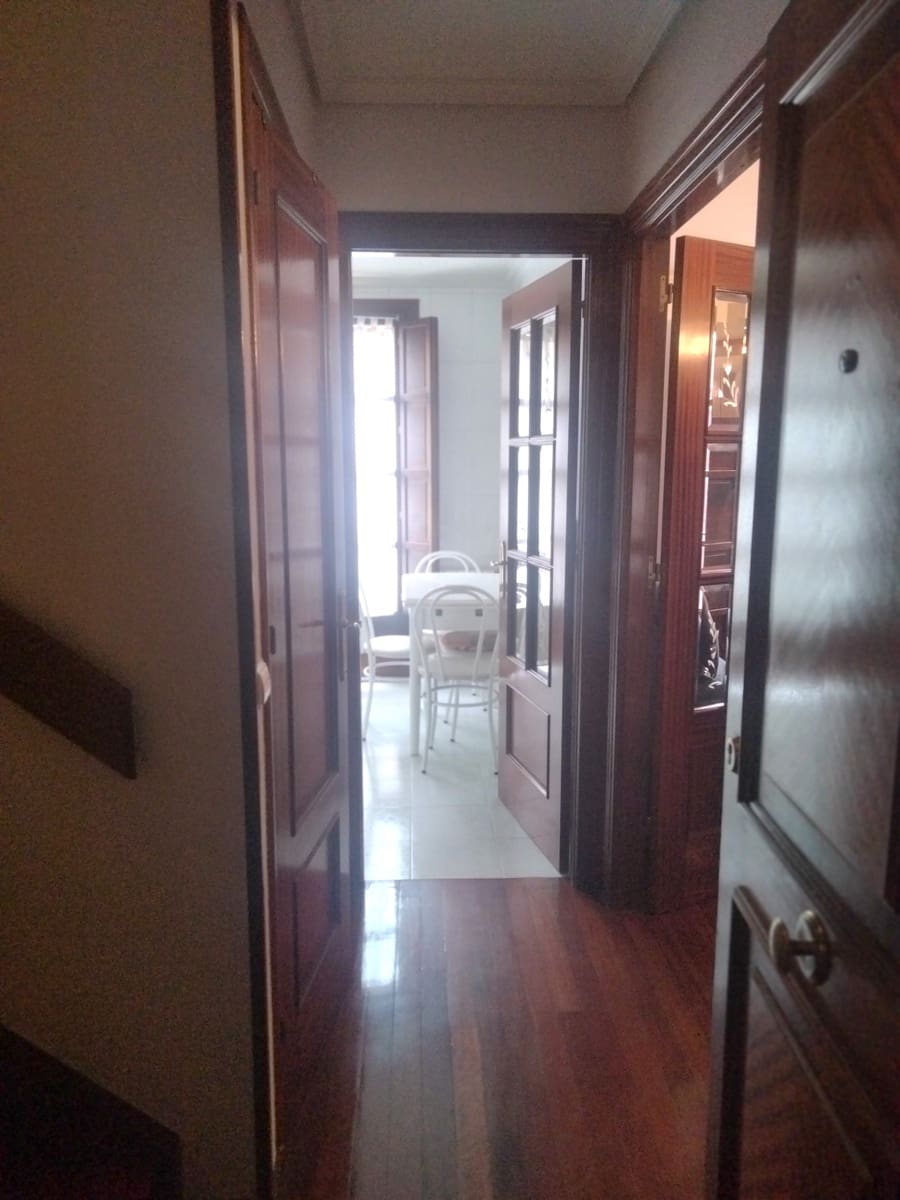 2 bedroom Flat for rent in Torrelavega - € 790 (Ref: 9413774)