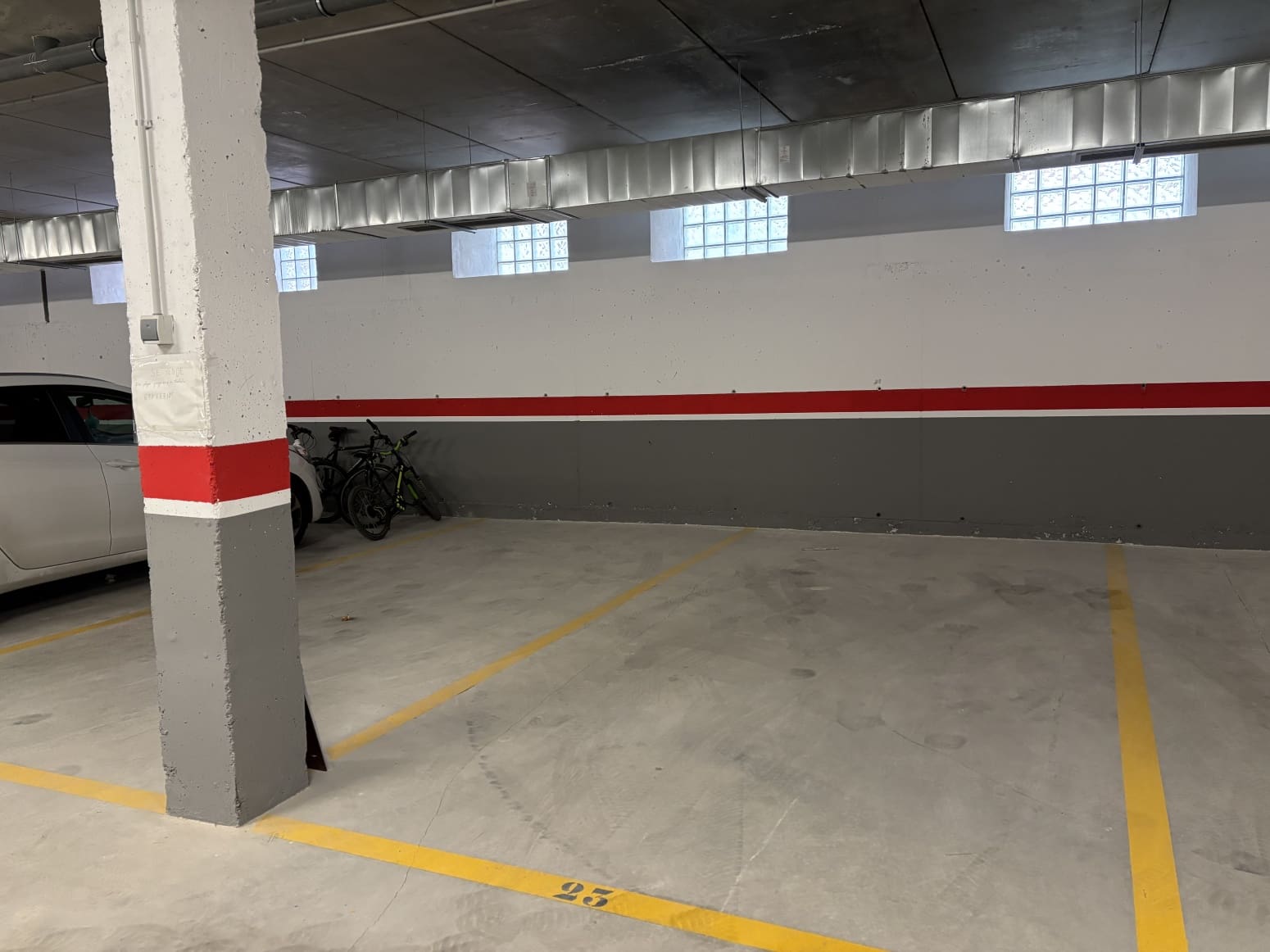 Garage til salg i Aguilar de Campoo - € 14.850 (Ref: 9424343)