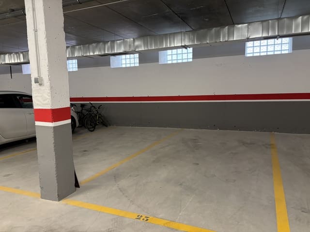 Garage til salg i Aguilar de Campoo - € 14.850 (Ref: 9424343)