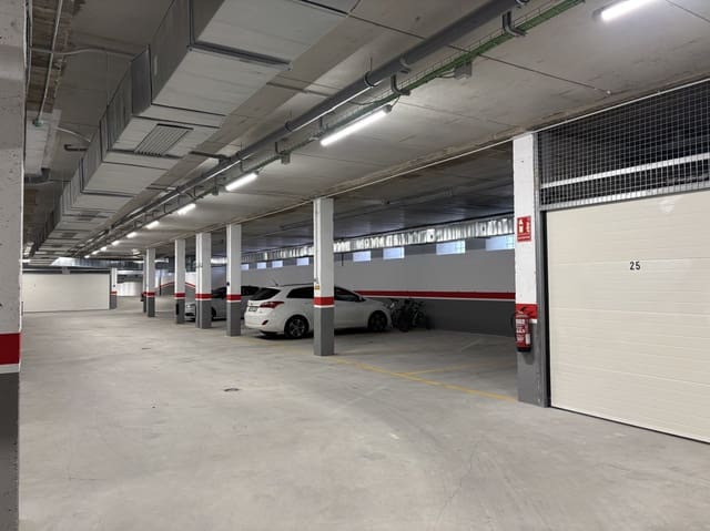 Garage til salg i Aguilar de Campoo - € 14.850 (Ref: 9424343)