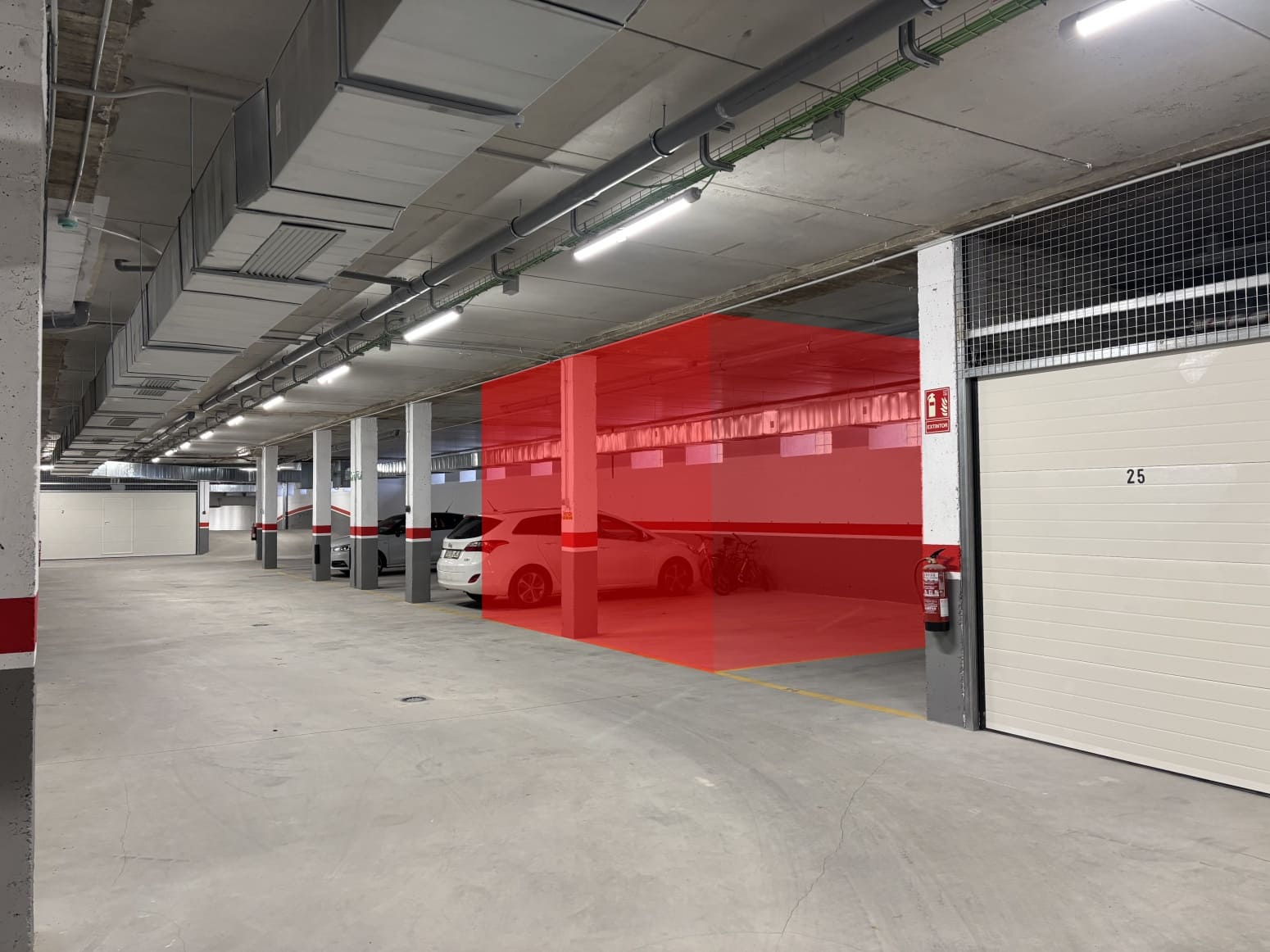 Garage for sale in Aguilar de Campoo - € 14,850 (Ref: 9424343)