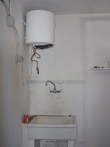 Commercieel te huur in Polanco - € 1.100 (Ref: 9430895)