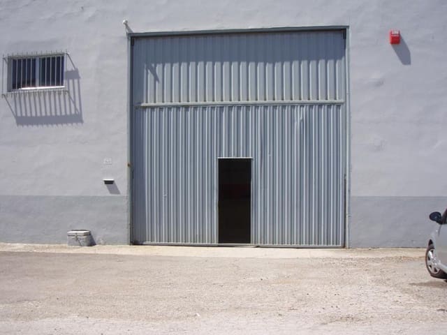 Commercieel te huur in Polanco - € 1.100 (Ref: 9430895)