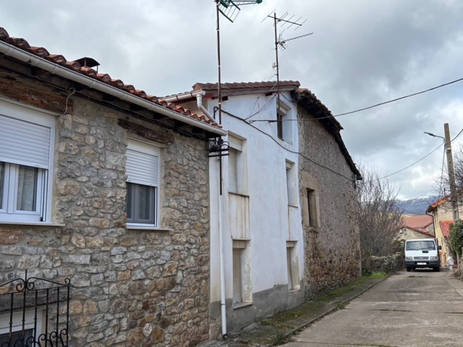 4 Zimmer Villa zu verkaufen in Barruelo de Santullan - 95.000 € (Ref: 9441774)