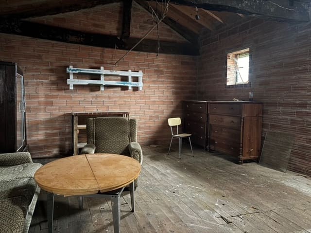 4 camera da letto Villa in vendita in Aguilar de Campoo con garage - 80.000 € (Rif: 9471157)