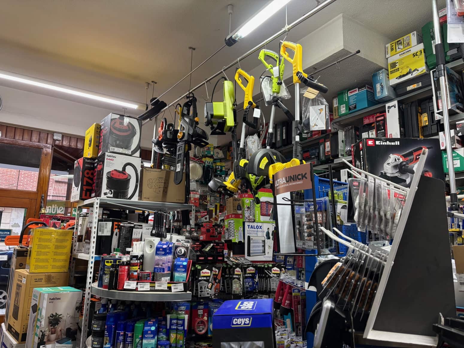 Business for sale in Aguilar de Campoo - € 350,000 (Ref: 9475522)