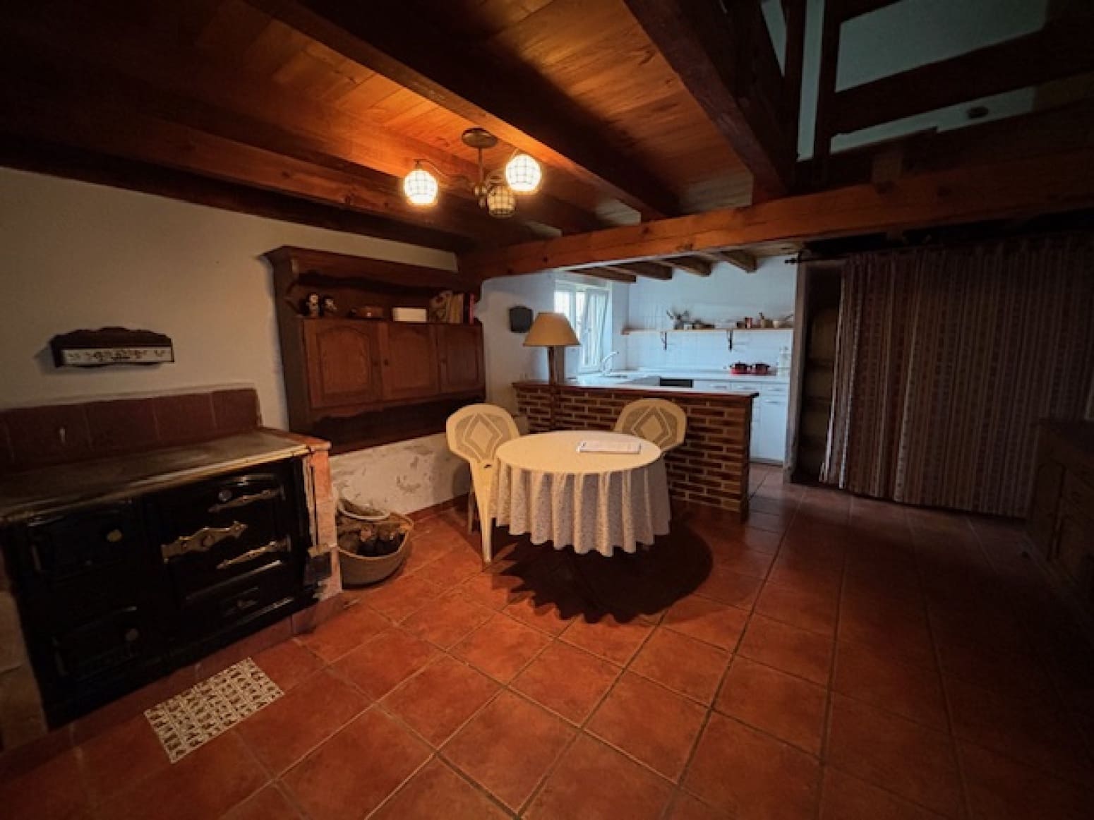 2 makuuhuone Huvila myytävänä paikassa Herrera de Pisuerga mukana 
autotalli - 108 000 € (Ref: 9512023)