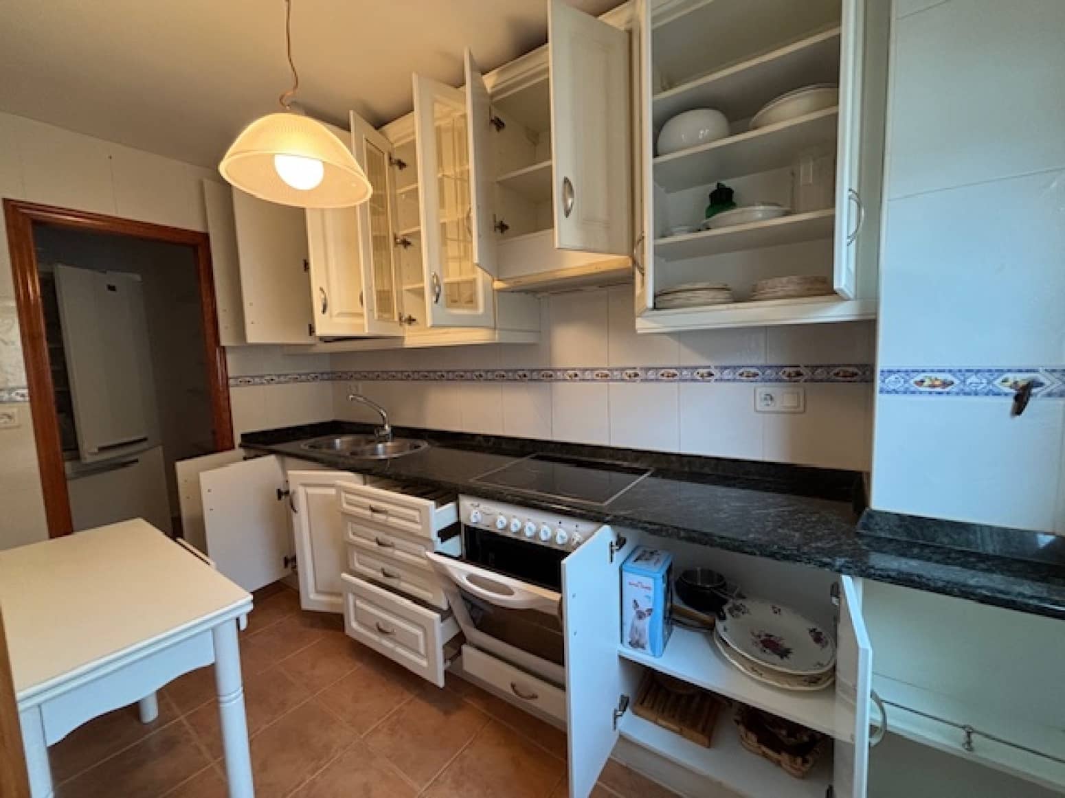 2 makuuhuone Huvila myytävänä paikassa Herrera de Pisuerga mukana 
autotalli - 108 000 € (Ref: 9512023)