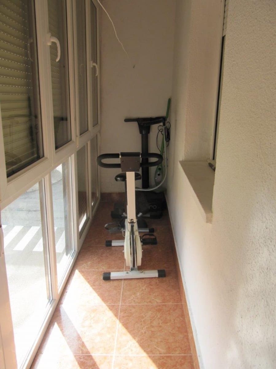 4 slaapkamer Flat te huur in Aguilar de Campoo - € 900 (Ref: 9512024)
