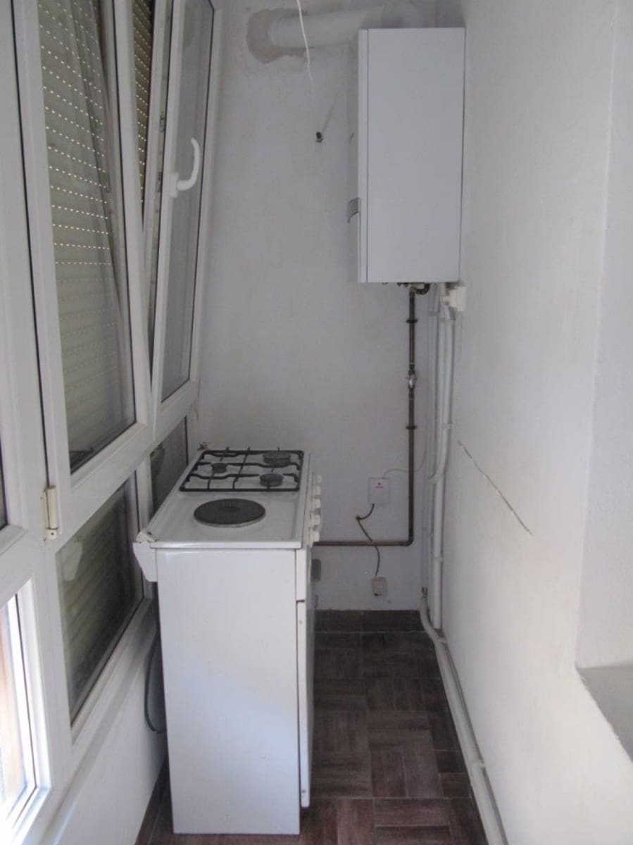 4 slaapkamer Flat te huur in Aguilar de Campoo - € 900 (Ref: 9512024)