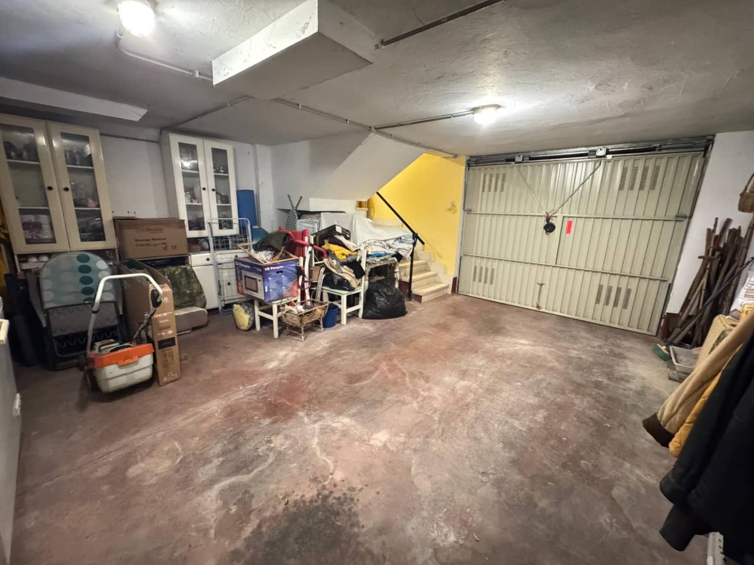 3 bedroom Villa for sale in Los Corrales de Buelna with garage - € 300,000 (Ref: 9536712)