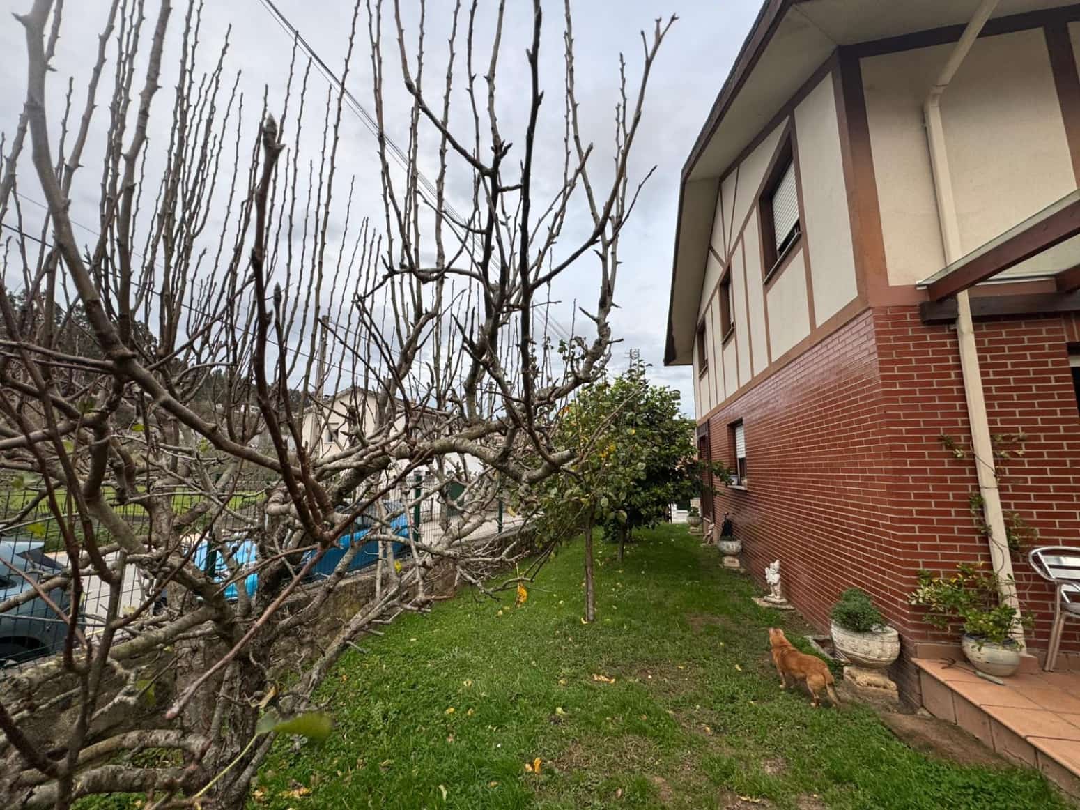 3 bedroom Villa for sale in Los Corrales de Buelna with garage - € 300,000 (Ref: 9536712)