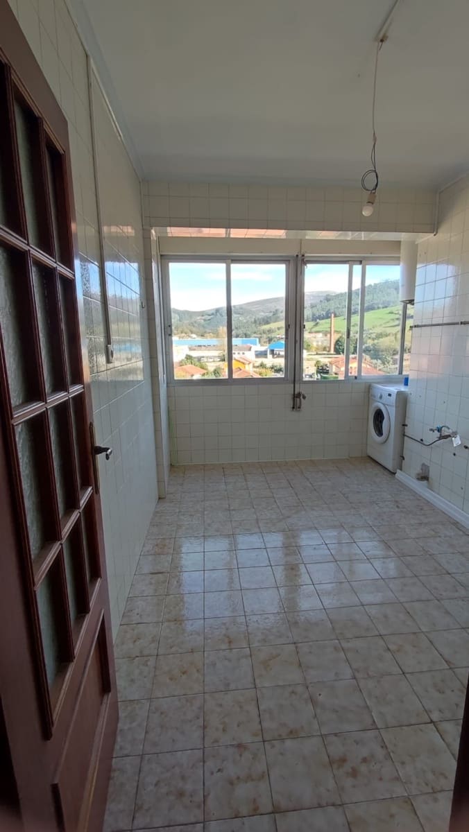 3 bedroom Flat for sale in Los Corrales de Buelna - € 108,000 (Ref: 9602583)