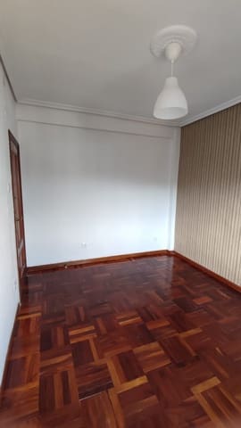 3 makuuhuone Asunto myytävänä paikassa Los Corrales de Buelna - 108 000 € (Ref: 9602583)