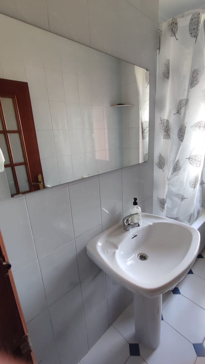 3 bedroom Flat for sale in Los Corrales de Buelna - € 108,000 (Ref: 9602583)