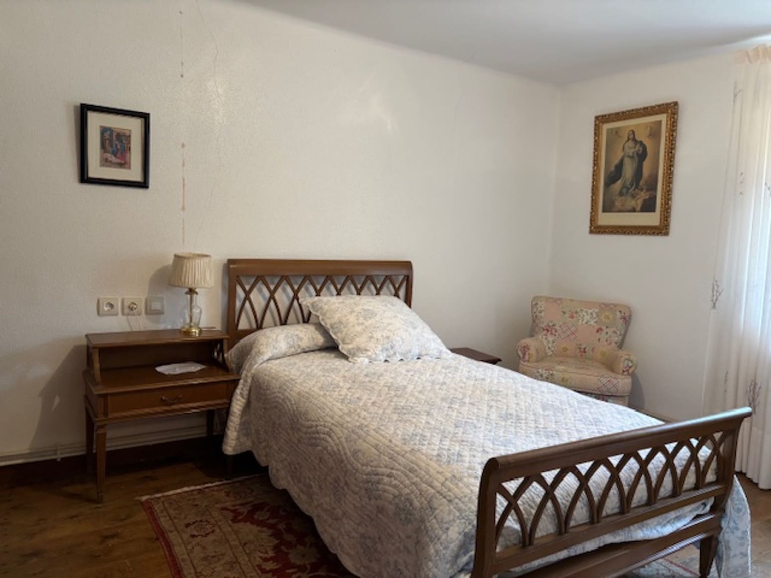 5 soveværelse Villa til salg i Alar del Rey med garage - € 220.000 (Ref: 9619053)