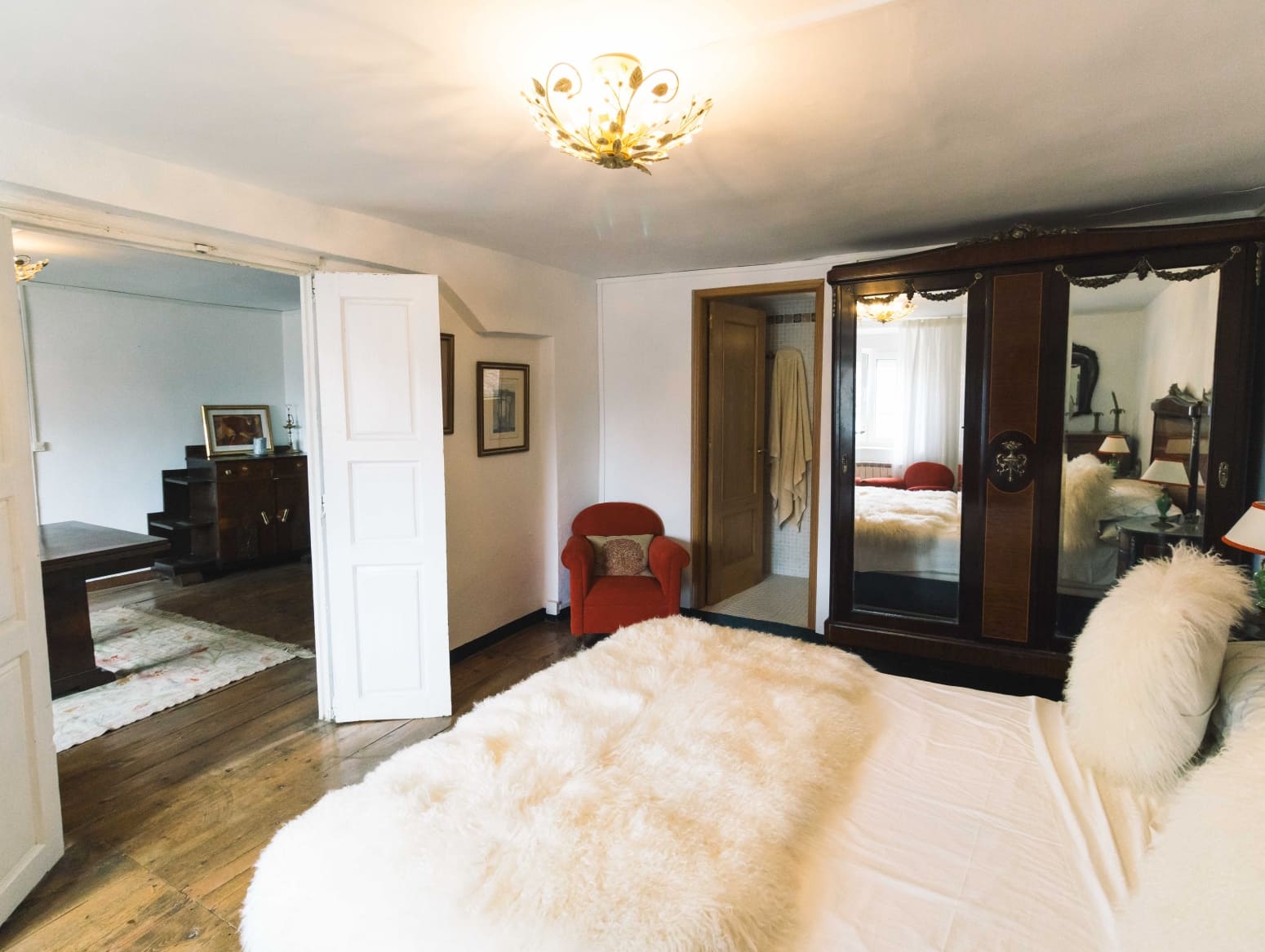 5 soveværelse Villa til salg i Alar del Rey med garage - € 220.000 (Ref: 9619053)