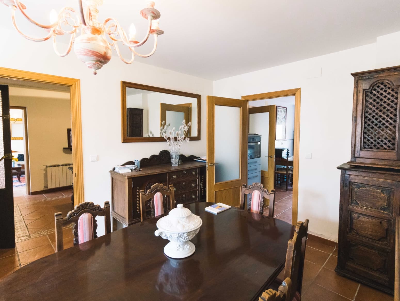 5 soveværelse Villa til salg i Alar del Rey med garage - € 220.000 (Ref: 9619053)