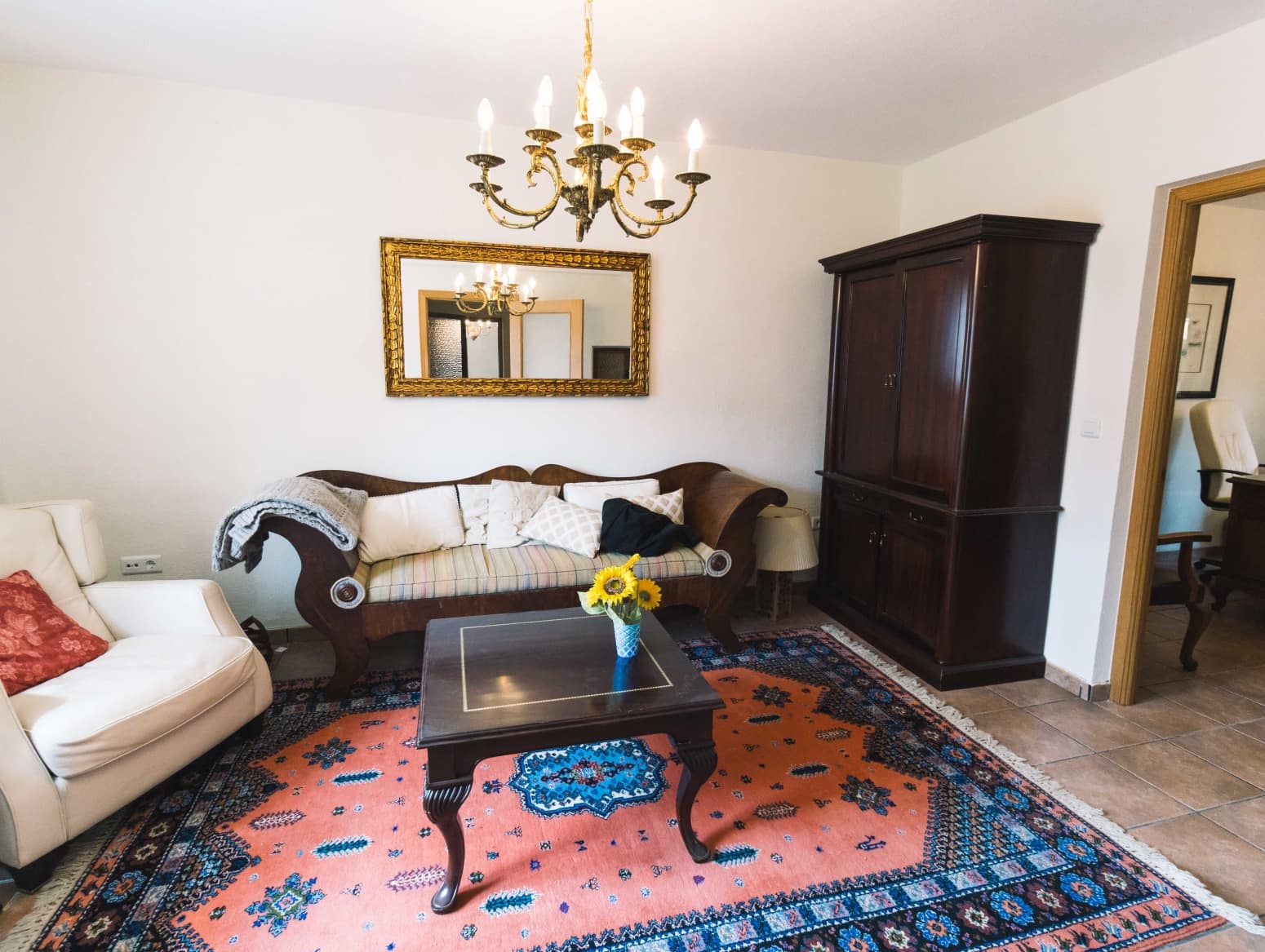 5 soveværelse Villa til salg i Alar del Rey med garage - € 220.000 (Ref: 9619053)