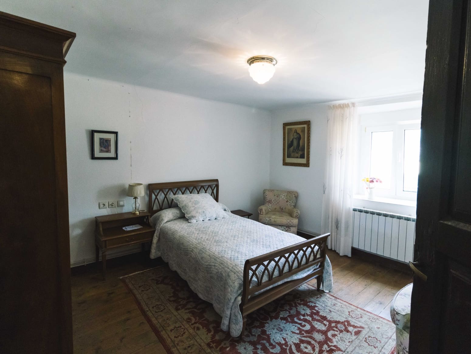 5 soveværelse Villa til salg i Alar del Rey med garage - € 220.000 (Ref: 9619053)