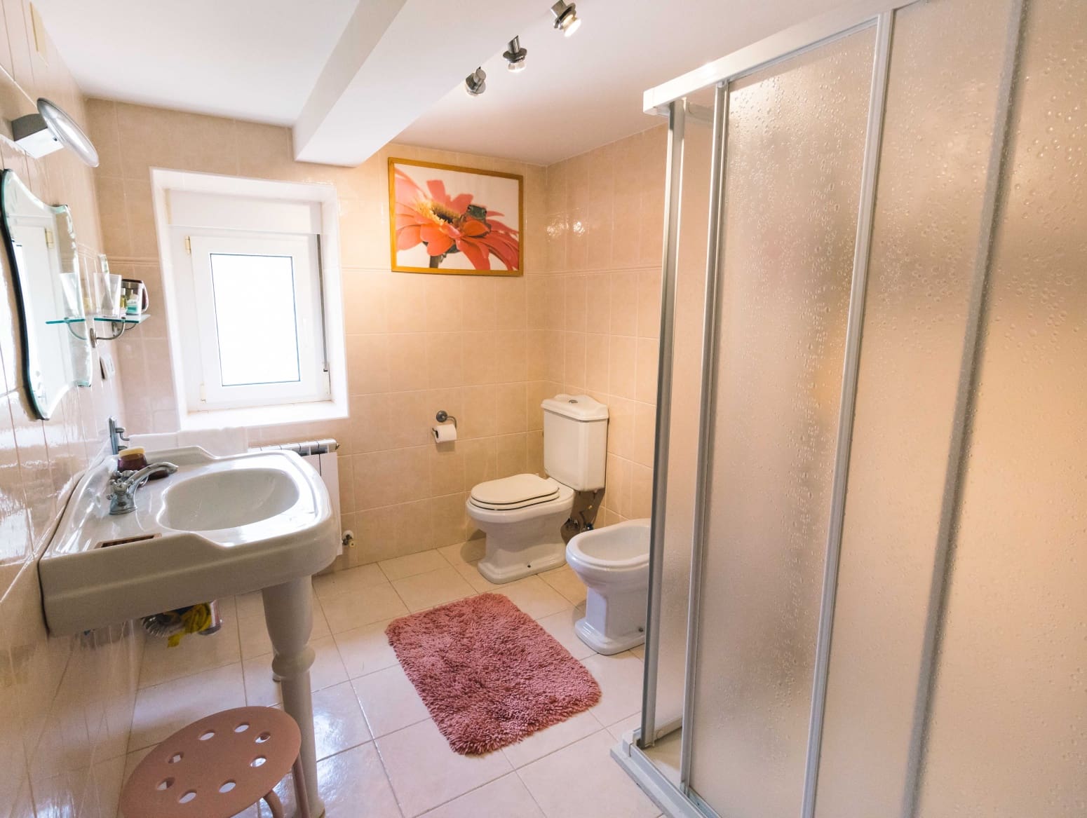 5 soveværelse Villa til salg i Alar del Rey med garage - € 220.000 (Ref: 9619053)