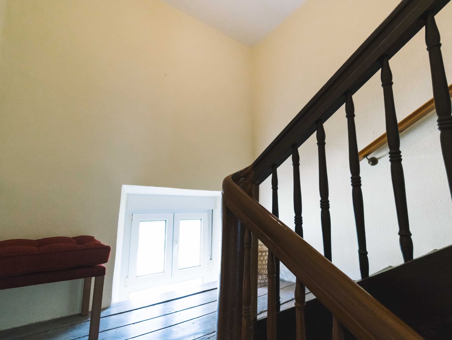 5 soveværelse Villa til salg i Alar del Rey med garage - € 220.000 (Ref: 9619053)