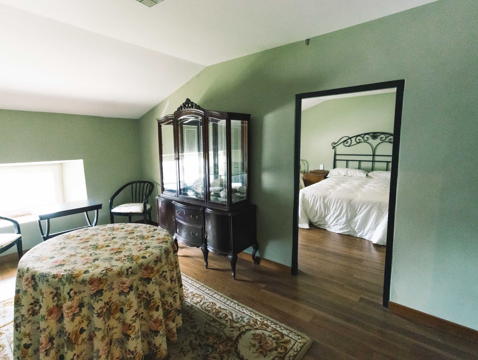 5 soveværelse Villa til salg i Alar del Rey med garage - € 220.000 (Ref: 9619053)