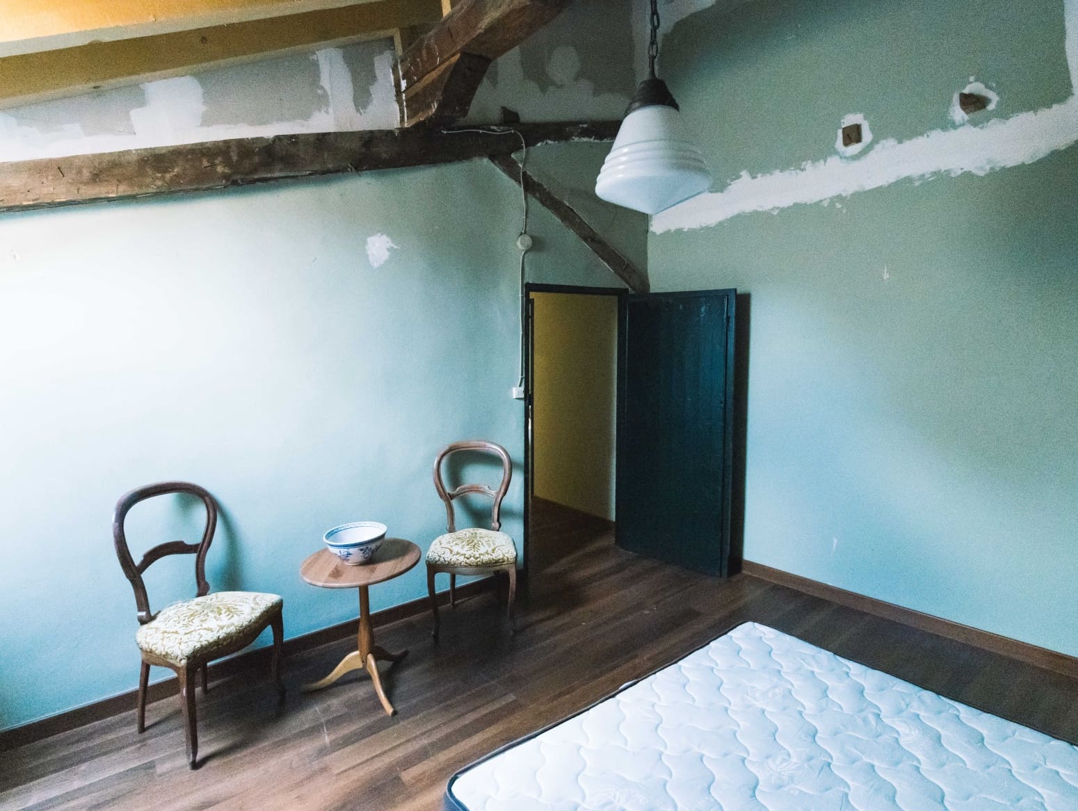 5 soveværelse Villa til salg i Alar del Rey med garage - € 220.000 (Ref: 9619053)